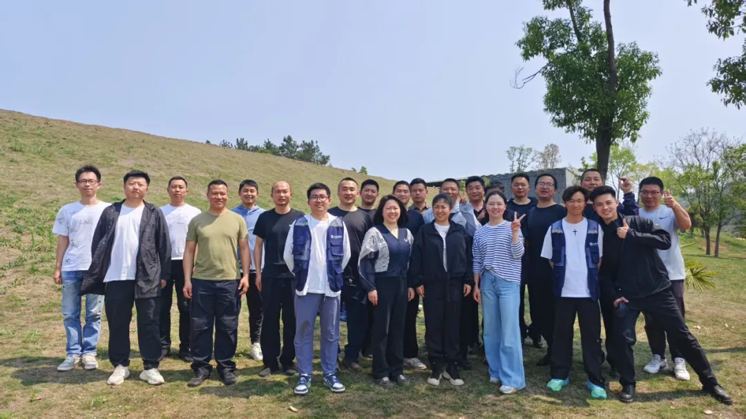 45 天从小白到飞手导师，湖北云技无人机教员直通班，抢占低空经济高薪席位